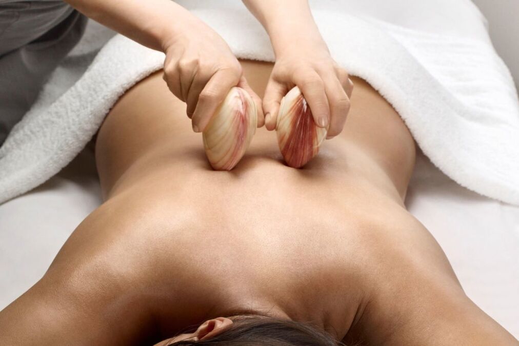 Schmerz -Eliminierungsmethode bei Osteochondrose - Massage